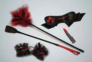 slap_tickle_set_red.webp