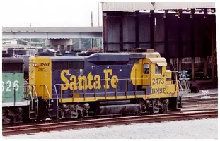 EMD_GP30_BNSF_2473.webp