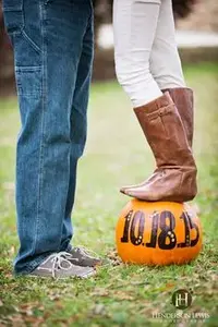 c2bf8228244cd61e1208ef1ac5a47d98--fall-engagement-fall-themes.webp