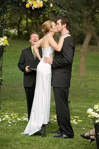Kissing.webp