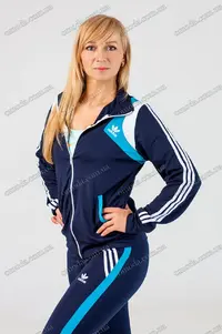 203464849_w640_h640_watermarked_img_9878.webp