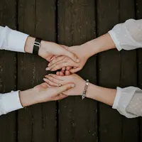 hands-couple-tenderness-1298599.webp