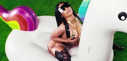 gucci_make_love2.webp
