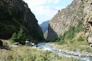 расщелина.webp