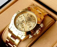 1052421565.webp