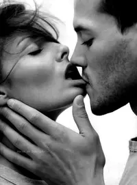 eba6a025b7d7da1445e7a218c15067b5--lip-biting-kiss-me.webp
