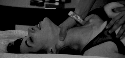 1365697175_gifki-bdsm-2.gif