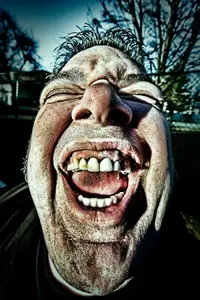 face_photo_002.webp