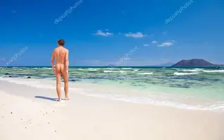 depositphotos_24975583-stock-photo-naturist-on-fuerteventura.webp