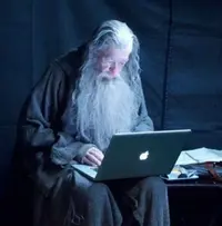 behind_the_scenes_in_costume_05.webp
