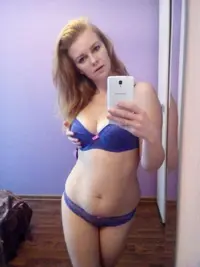 _8L082AJsy0.webp
