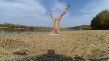 YDXJ1453.mp4_snapshot_03.31.579.webp