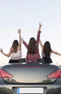 focused_173746186-stock-photo-back-view-three-friends-standing.webp