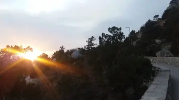 LJT33QlQ9SM.webp