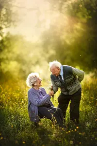 growing-old-together-long-term-love-lasting-marriage-Sugata-Setia-But-Natural-Photography-19.webp