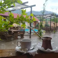 KHFsCfheM7U.webp