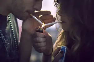 smoking-couple.webp
