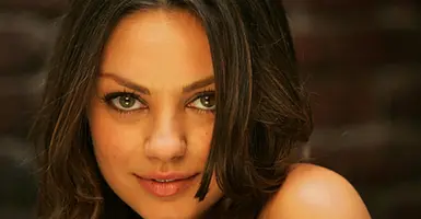 mila-kunis-best-wallpaper.webp