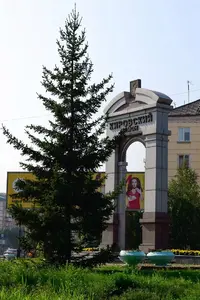 sq2V6Ck9UKs.webp
