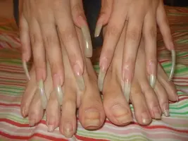 LCaNDIKlt5E.webp