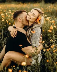 1702208.webp