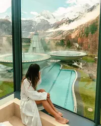 FB_IMG_1729482381819.webp