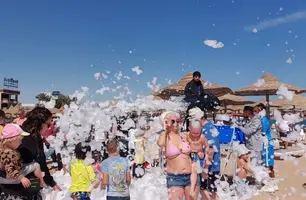 VideoCapture_20250208-000446.webp