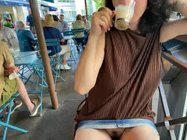 DCuDO-rRuYn4iIoV.webp
