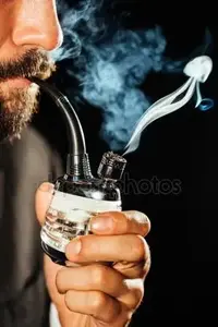 depositphotos_118790070-stock-photo-bong-with-marijuana.webp