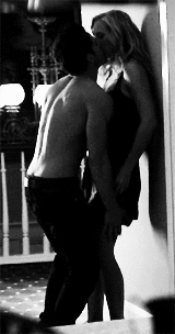 tumblr_nhnu92ybFJ1txg7xho3_250.gif
